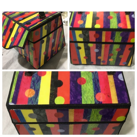 PATENT LEATHER YELLOW PLUS MULTI COLOR STRIPED JEWELRY ORGANIZER/ HANDL… - Picture 4 of 13